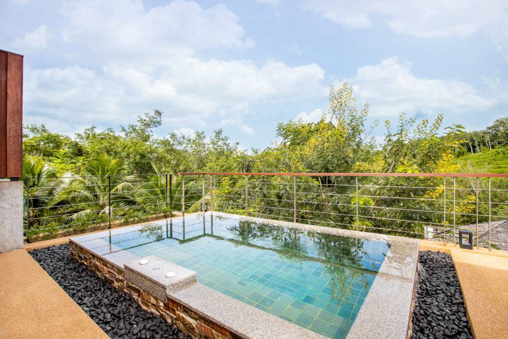 villa rimlay private jacuzzi and mountain view