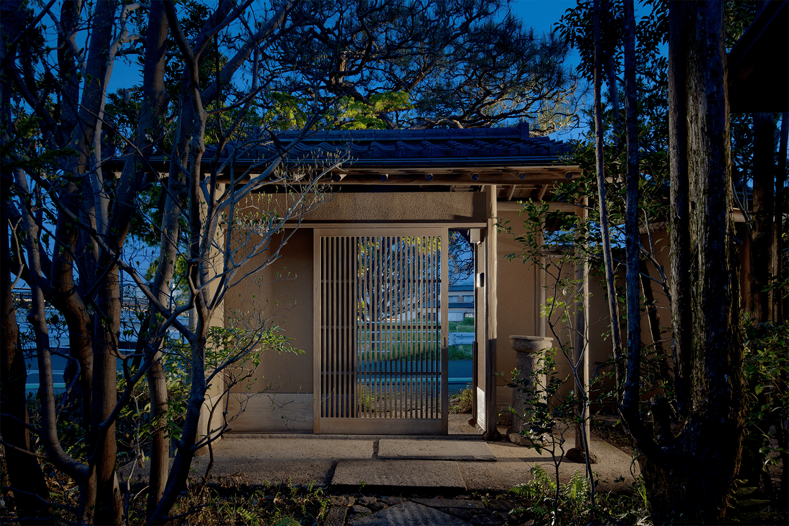 itamochi at night